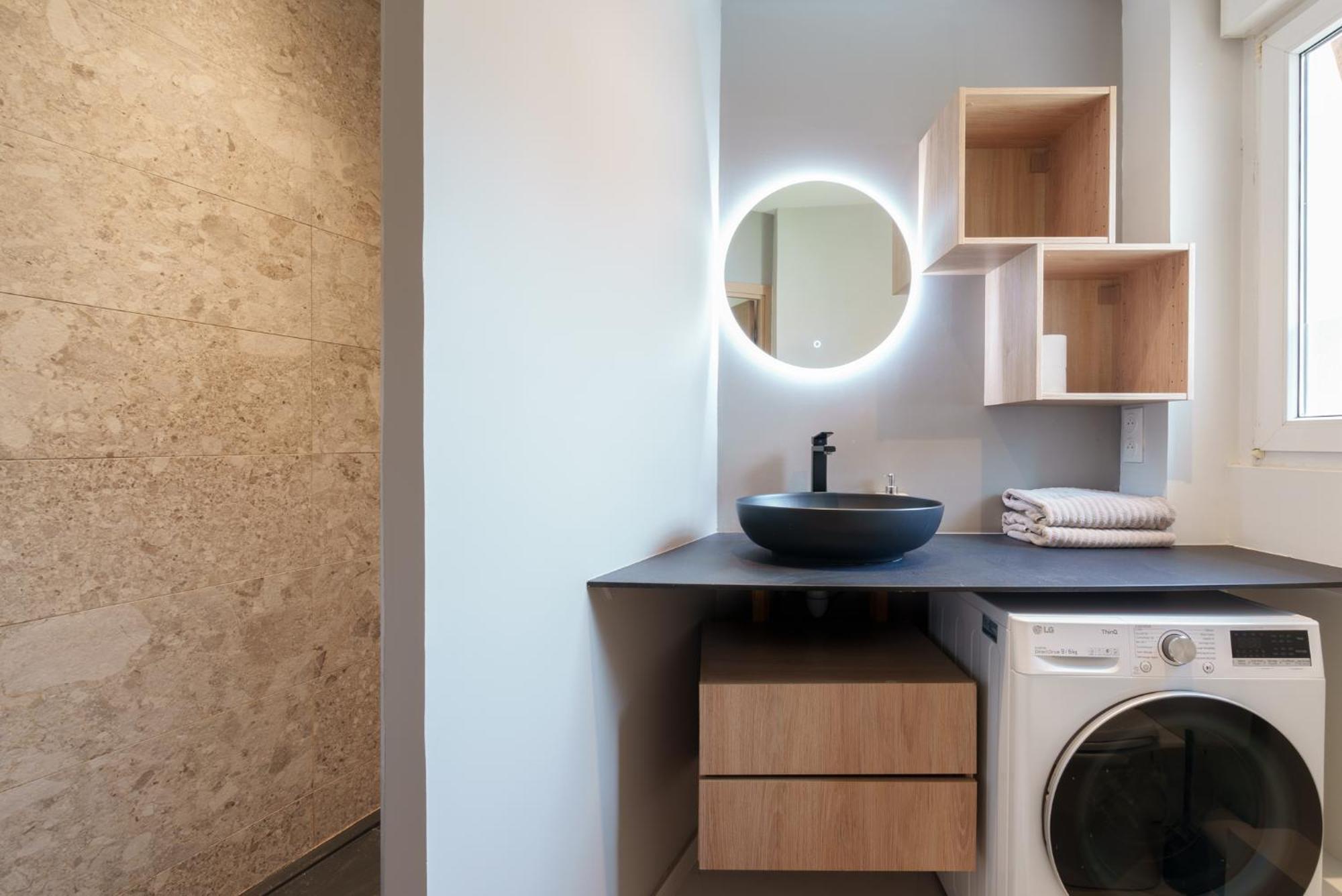 Le Petit Prince, Standing & Vue Apartment